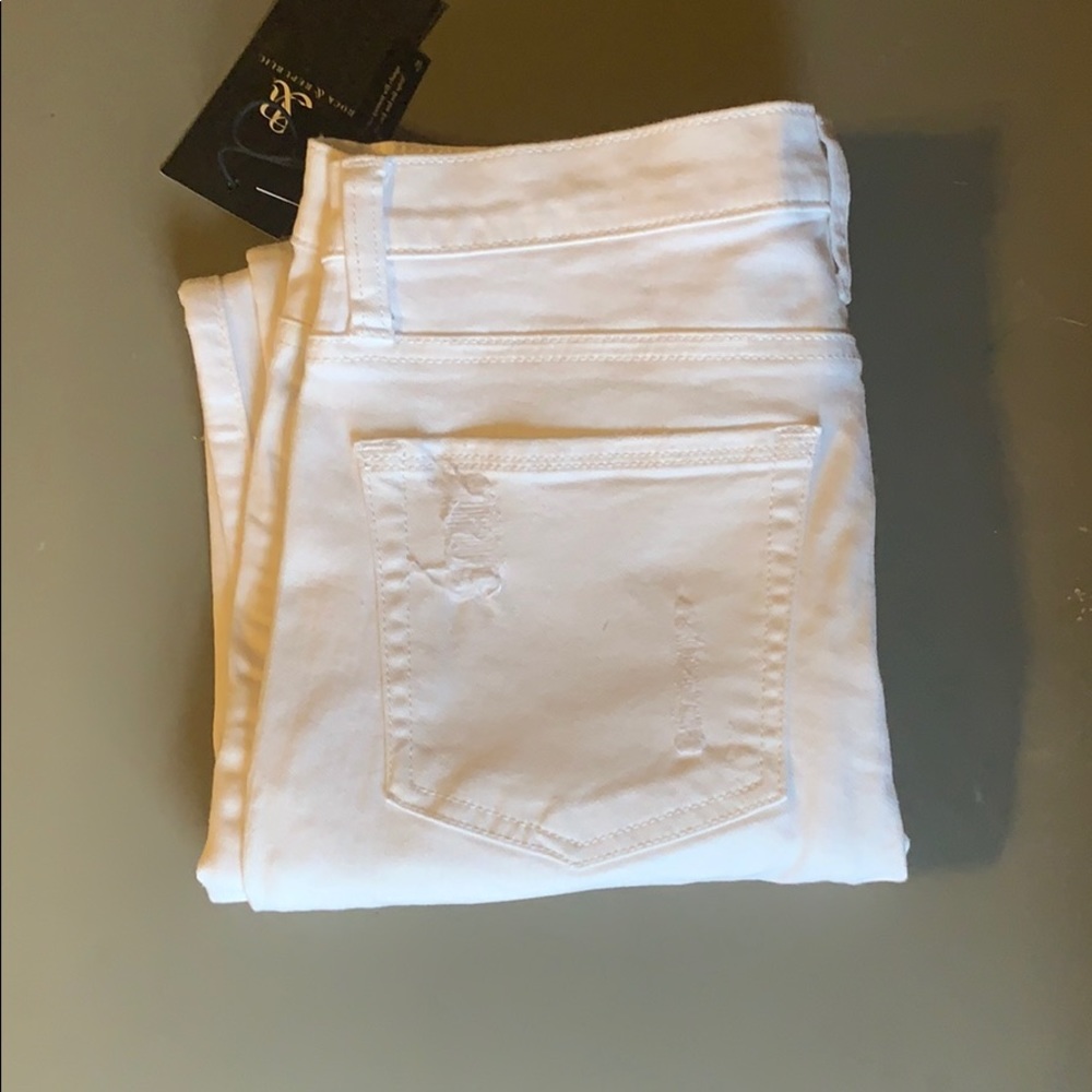 White denim skinny jeans